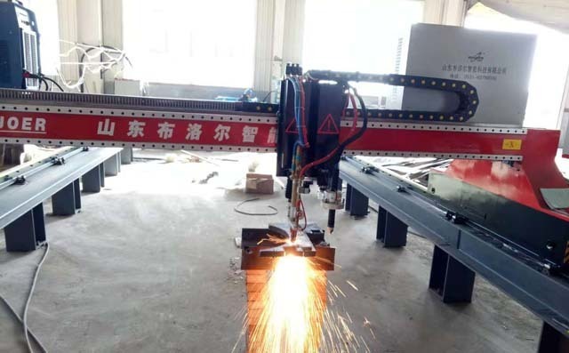 龍門(mén)切割機(jī)廠(chǎng)家.jpg 龍門(mén)切割機(jī)廠(chǎng)家