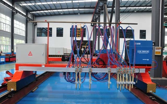 龍門(mén)多頭直條切割機(jī) 龍門(mén)多頭直條切割機(jī)