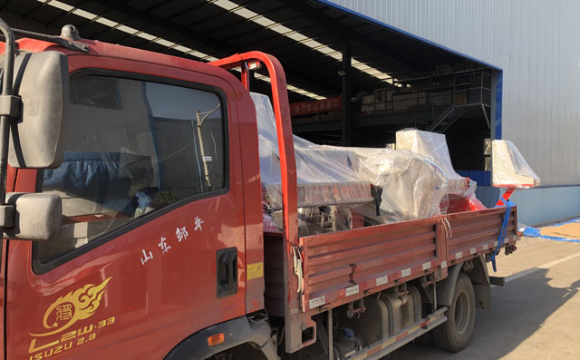 龍門切割機廠家發(fā)貨.jpg 龍門切割機廠家發(fā)貨