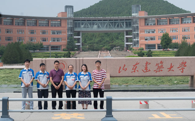 龍門切割機(jī)廠家與山東建筑大學(xué)展開(kāi)校企合作 龍門切割機(jī)廠家與山東建筑大學(xué)展開(kāi)校企合作