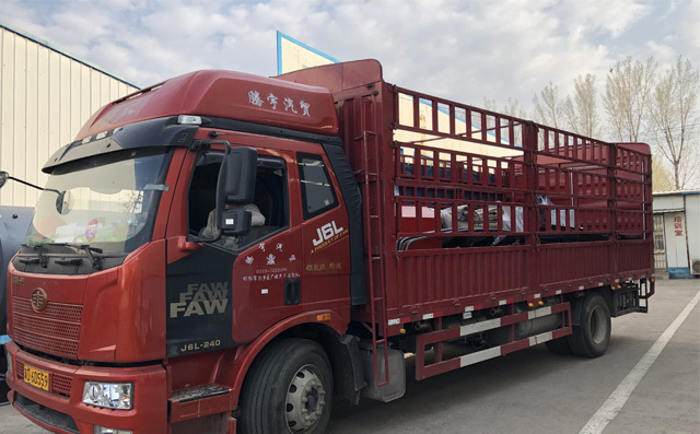 龍門(mén)切割機(jī)發(fā)往山東聊城 龍門(mén)切割機(jī)發(fā)往山東聊城