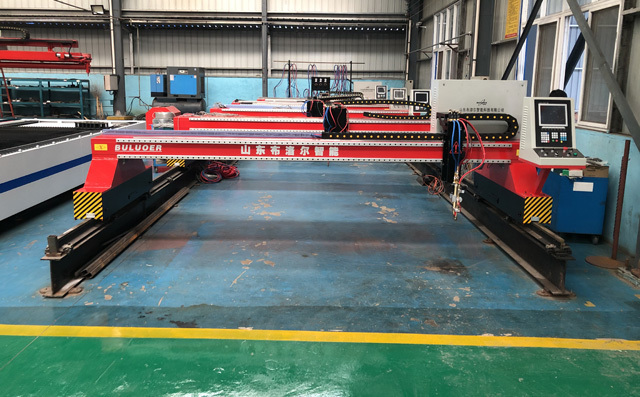 數(shù)控火焰切割機使用氧氣管的注意事項 數(shù)控火焰切割機使用氧氣管的注意事項