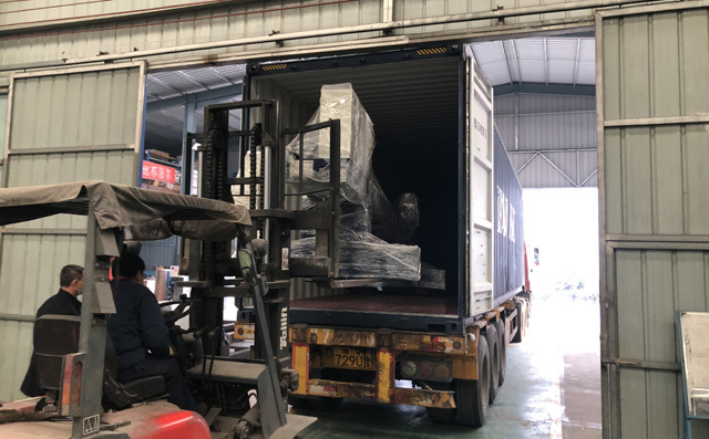 布洛爾龍門式切割機發(fā)往印度 布洛爾龍門式切割機發(fā)往印度