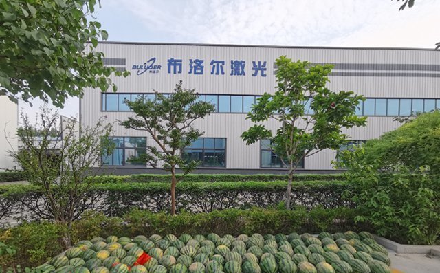 萬斤西瓜齊登場，清涼一夏真是爽！