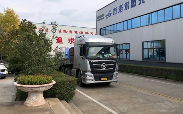 UC4015型開卷校平光纖激光切割機(jī)完成裝車 UC4015型開卷校平光纖激光切割機(jī)完成裝車