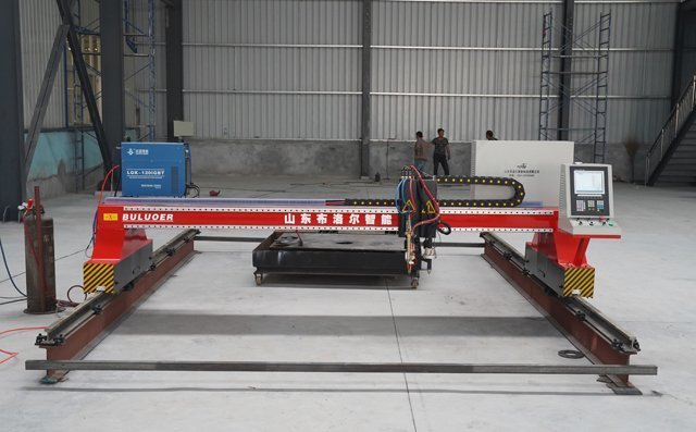 數(shù)控等離子切割機(jī)起弧的注意問題 數(shù)控等離子切割機(jī)起弧的注意問題